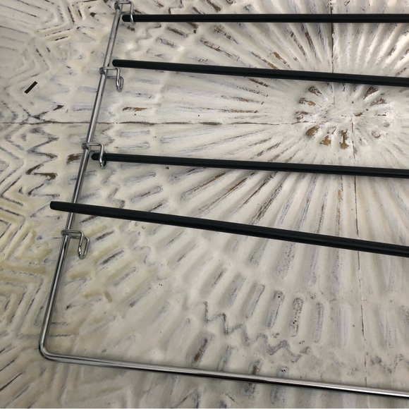 5 Tier Closet and Storage Clothes Hanger, Hanger Space Saving with Swing arm - Picture 5 of 11